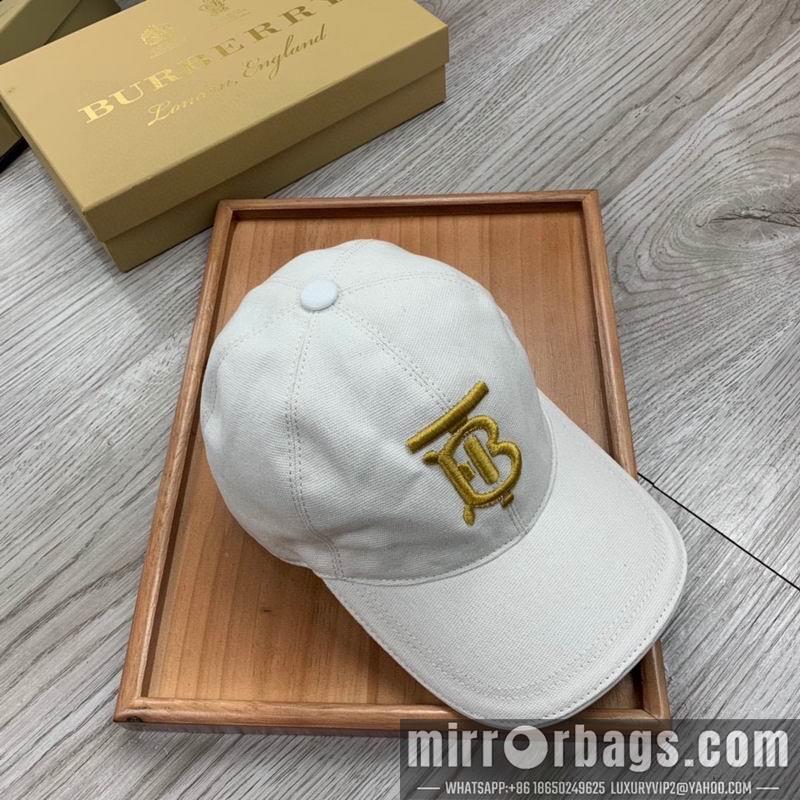 Burberry Hat31