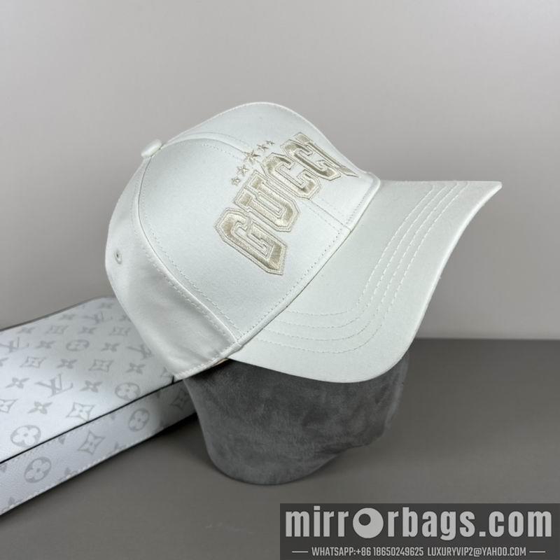 Gucci Hat dx21