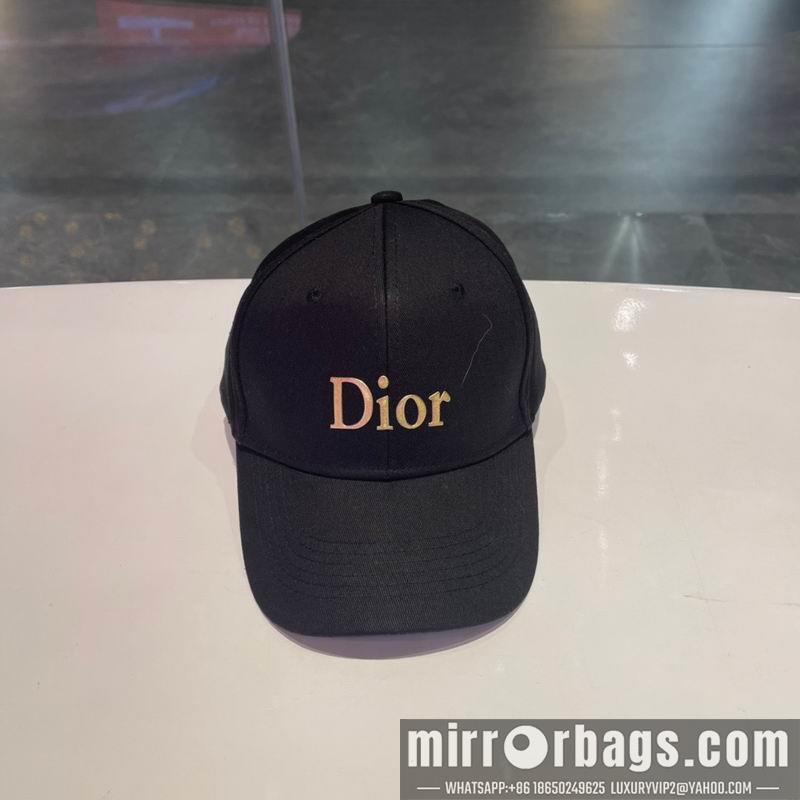 Dior Hat 082602