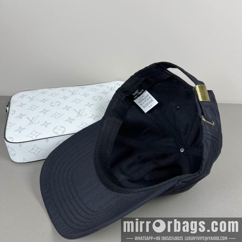 Arcteryx Hat dx20
