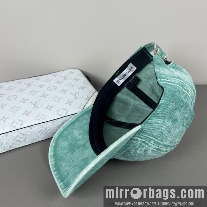 Balenciaga Hat dx29