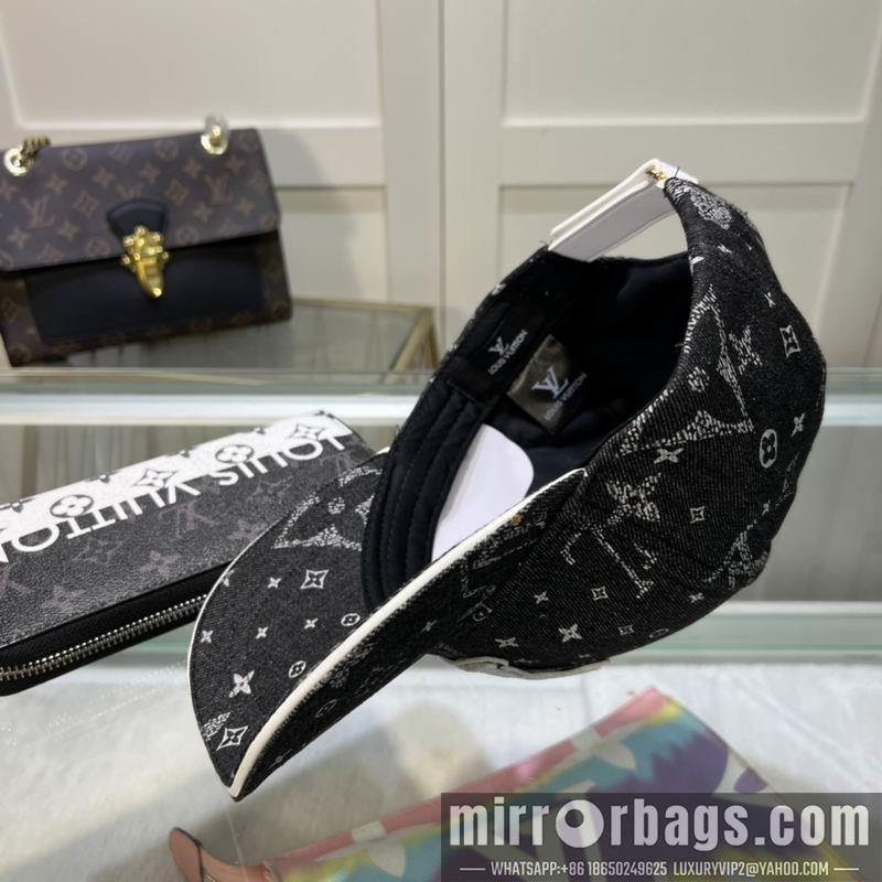 LV Hat dx16