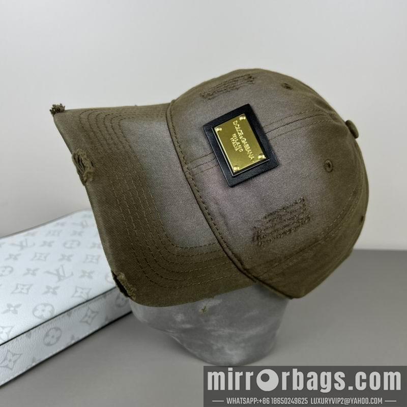 DG Hat dx21