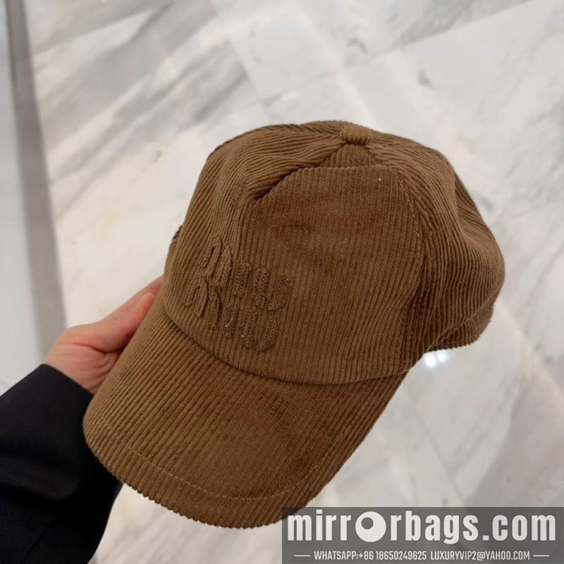 Miumiu Hat dx37