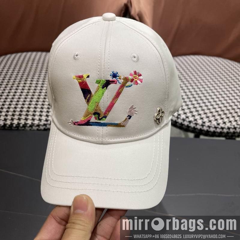 LV Hat 030916