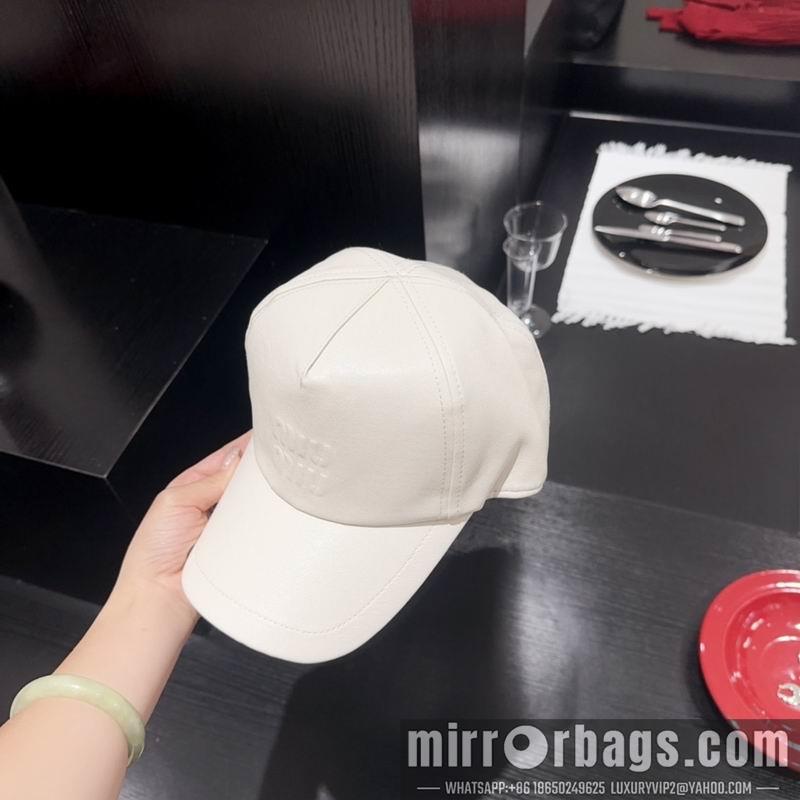 Miumiu Hat 082601