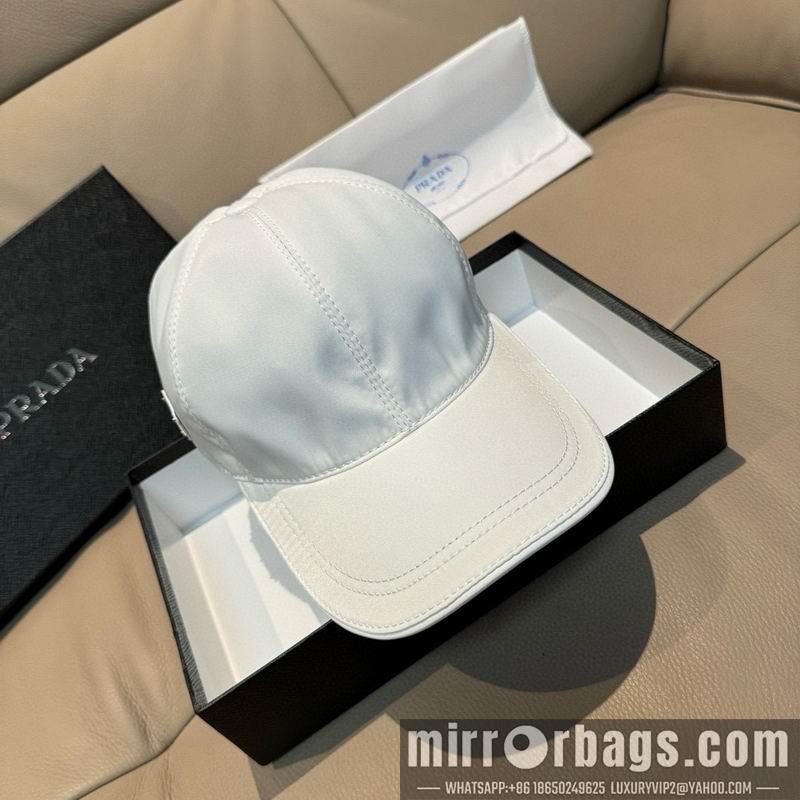 Prada Hat dx64