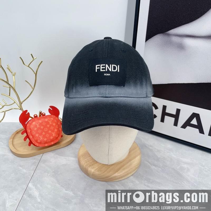 Fendi Hat dx70