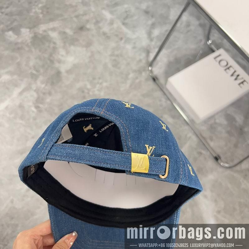 LV Hat 082605