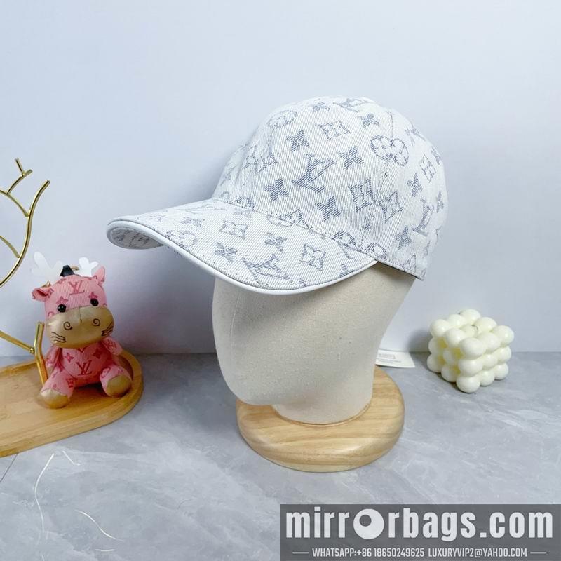 LV Hat dx96