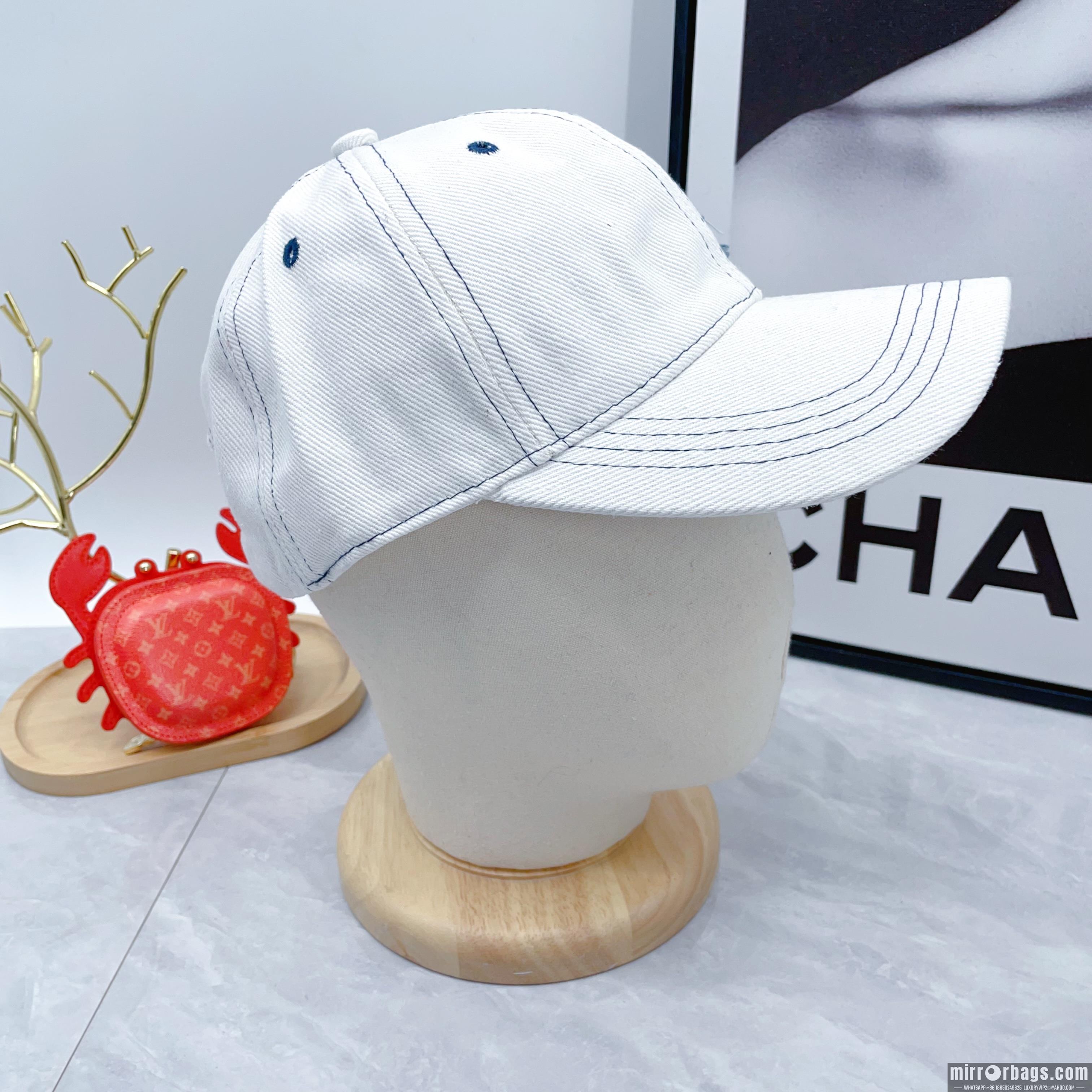 Chanel Hat dx01
