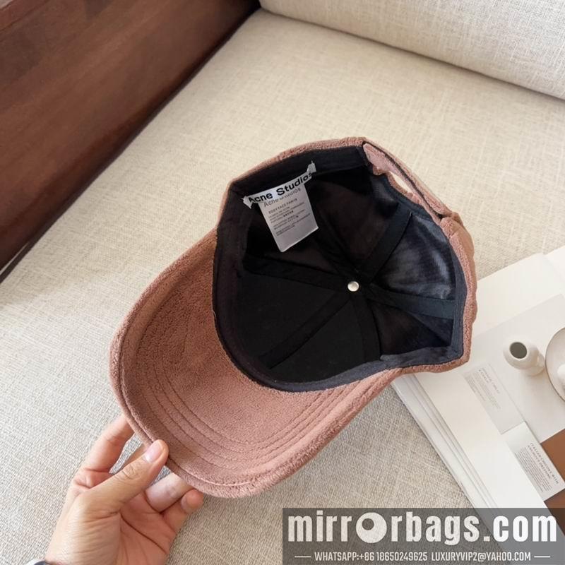 Acne Hat dx12