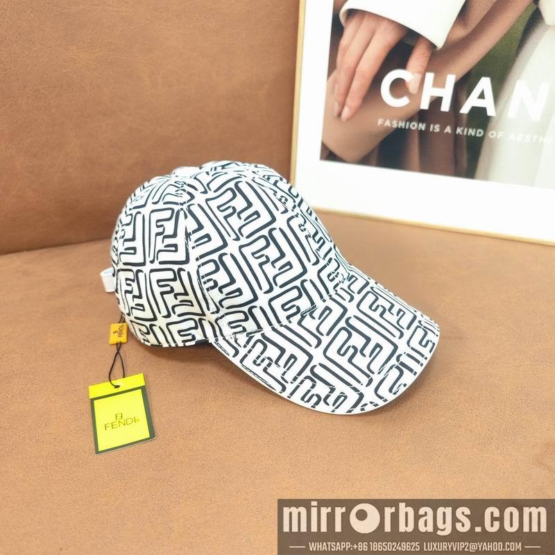 Fendi Hat dx43