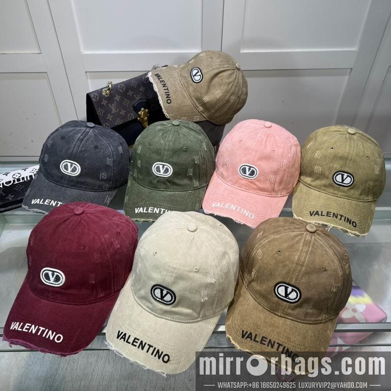 Valentino Hat 042701
