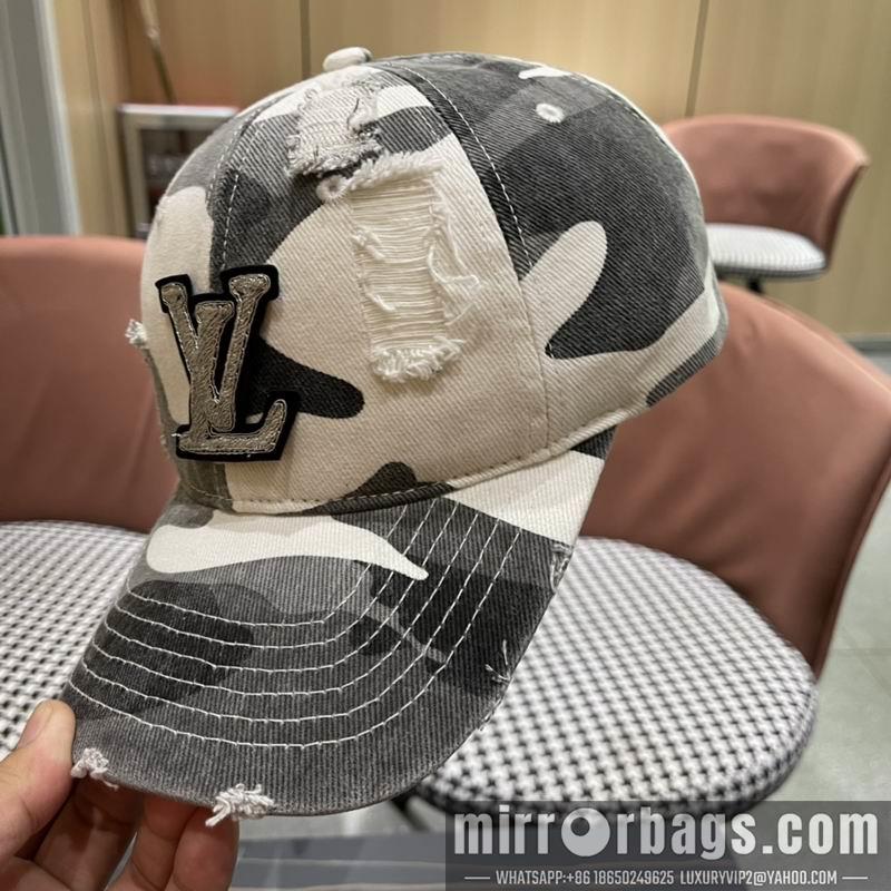LV Hat 072205