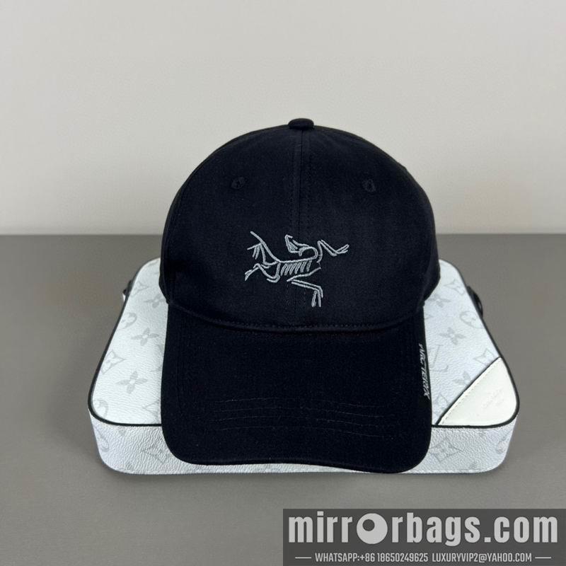 Arcteryx Hat dx17