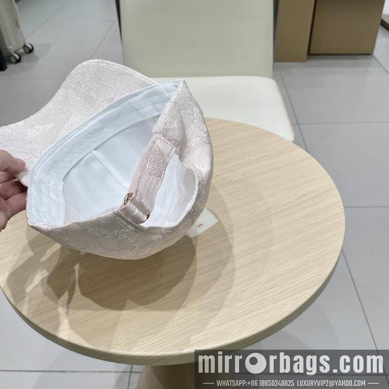LV Hat 041402