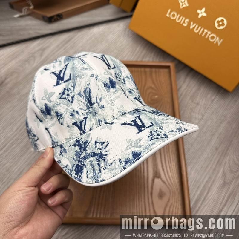 LV Hat dx44