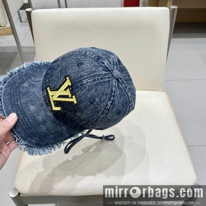 LV Hat 030703