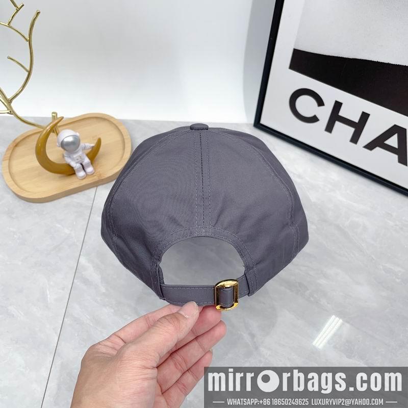 Celine Hat dx33