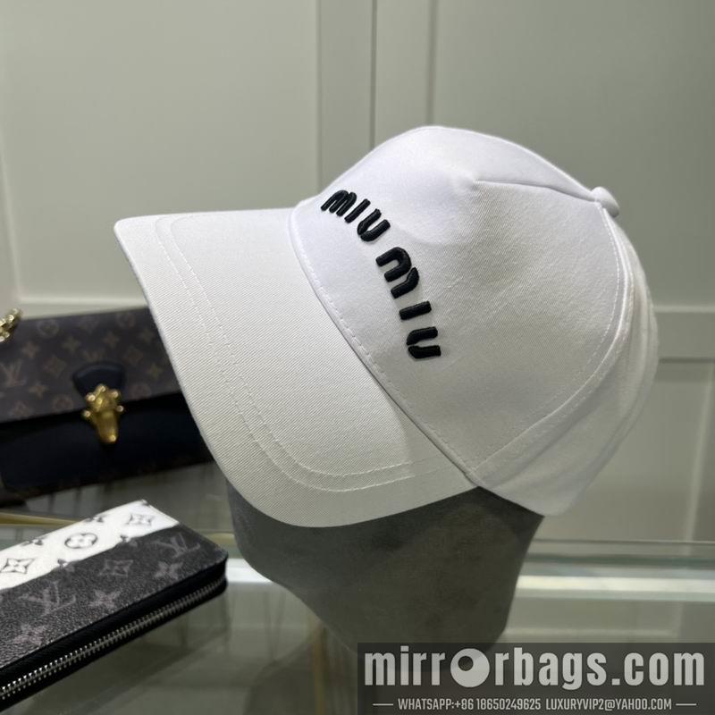 Miumiu Hat dx42