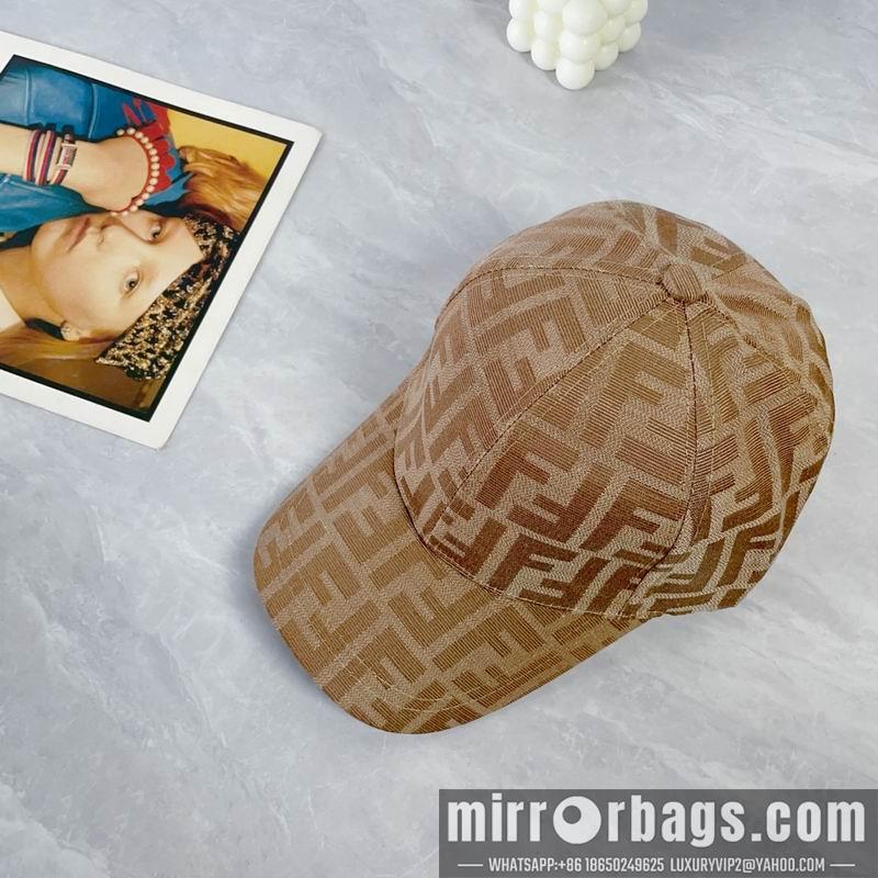 Fendi Hat dx29