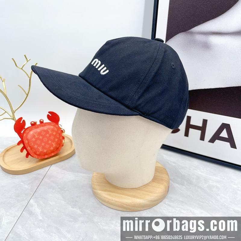 Miumiu Hat dx01