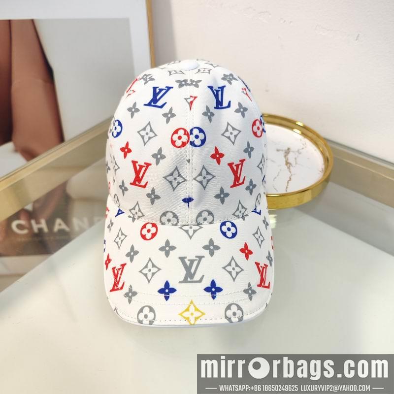 LV Hat dx135