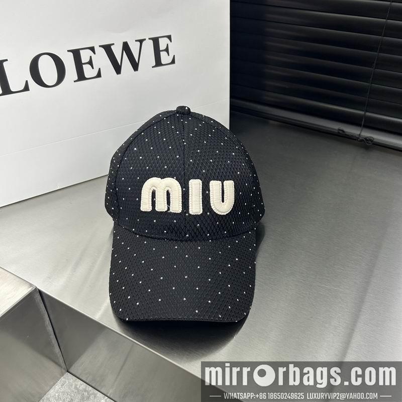 Miumiu Hat dx03