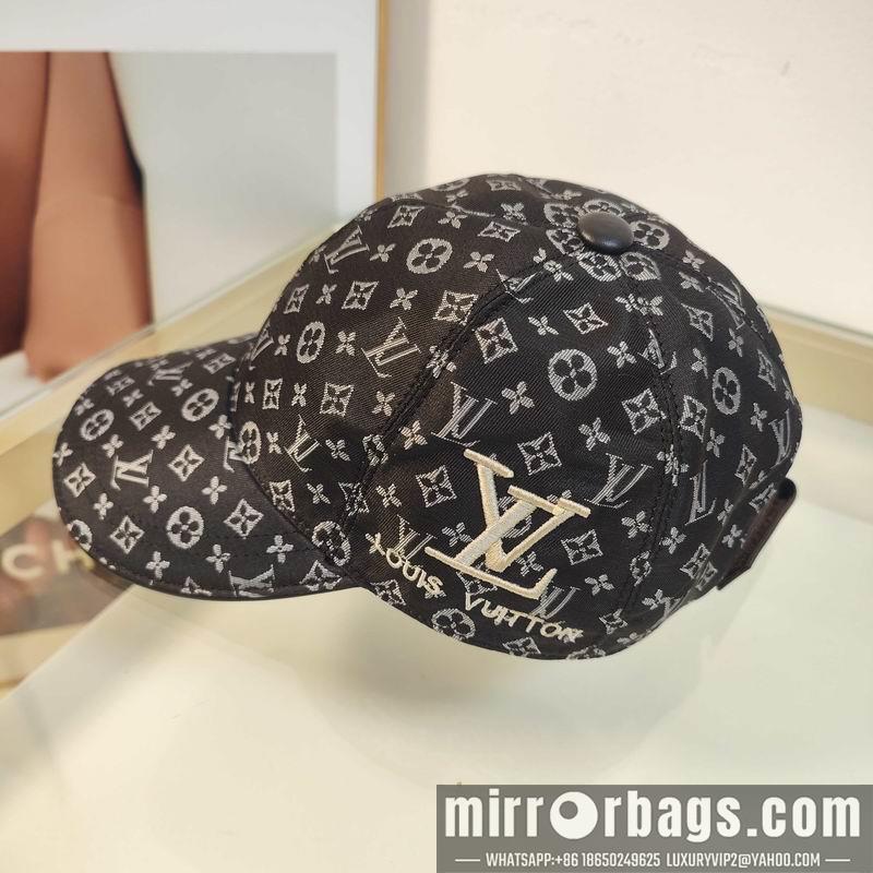 LV Hat dx139
