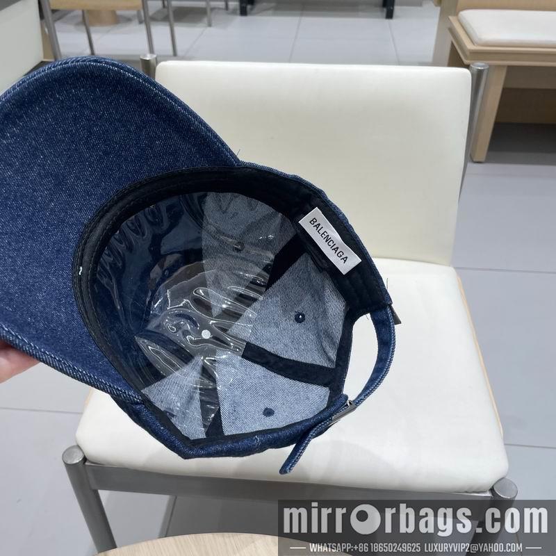 Balenciaga Hat 030979