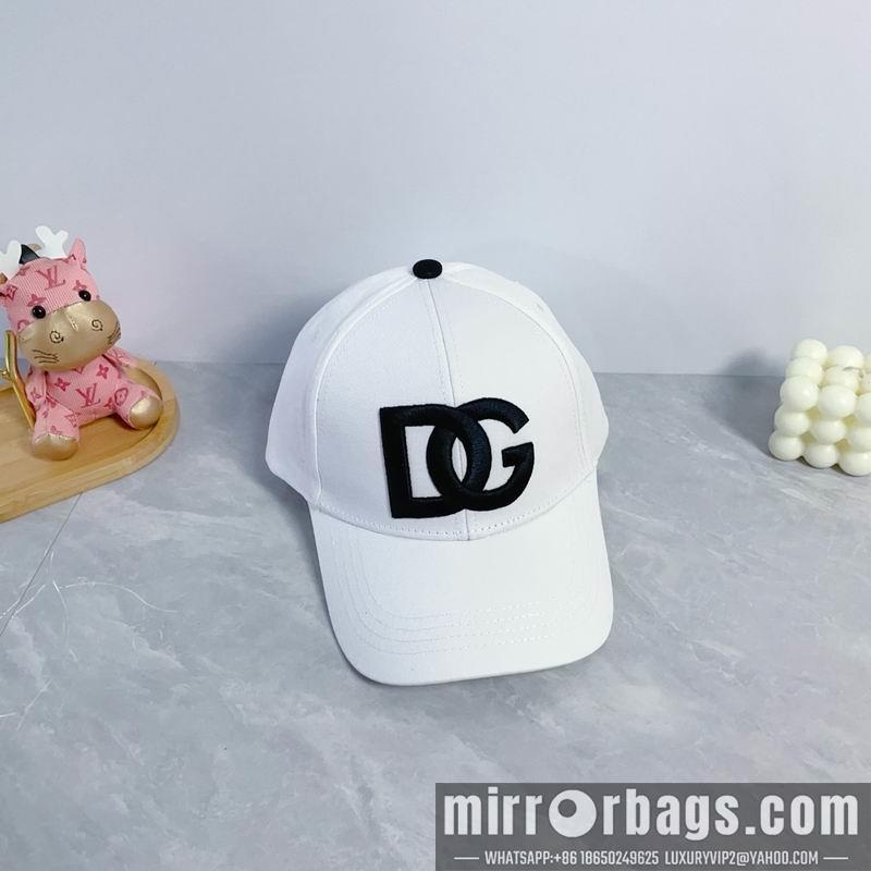 DG Hat dx16