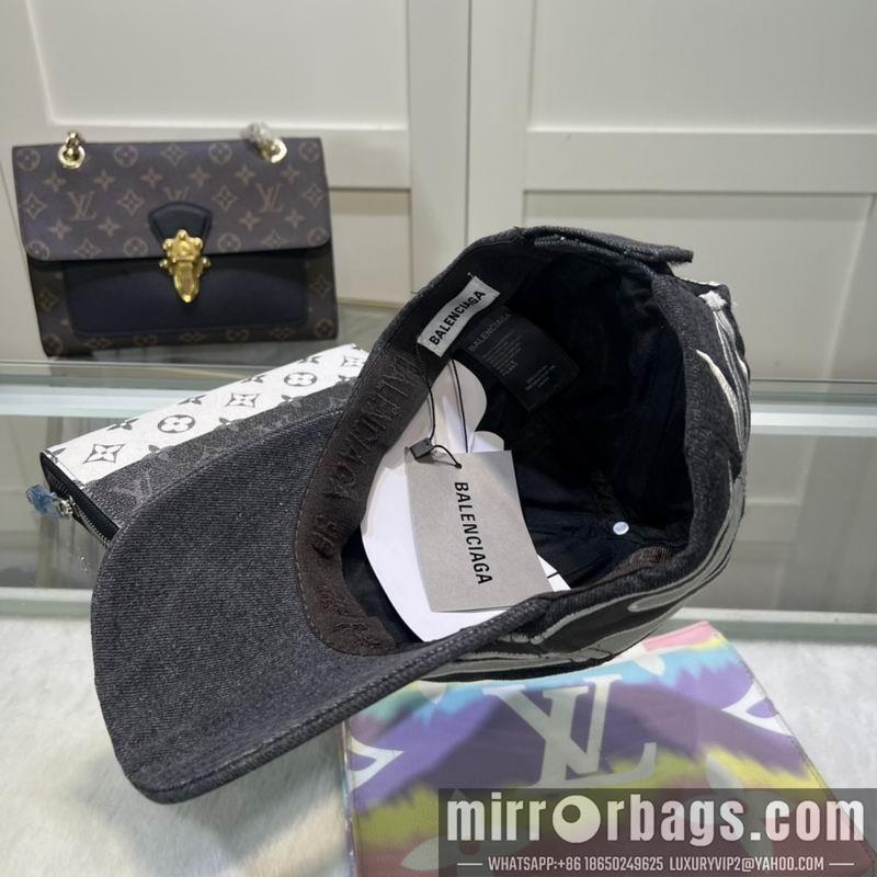 Balenciaga Hat dx82