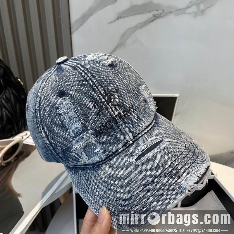 Arcteryx Hat dx18