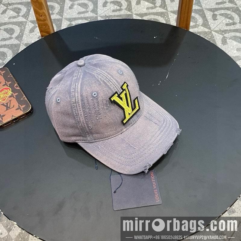 LV Hat 030941