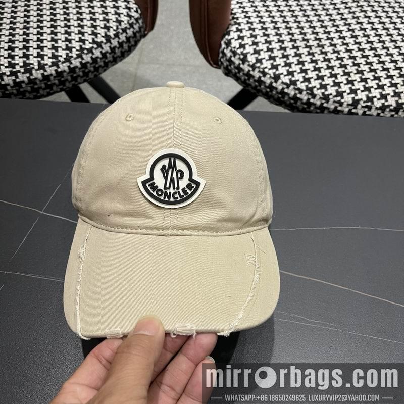 Moncler Hat 041402