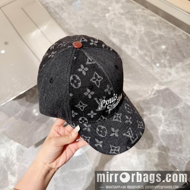 LV Hat dx99