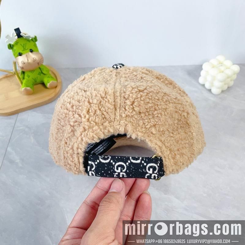 Gucci Hat dx140