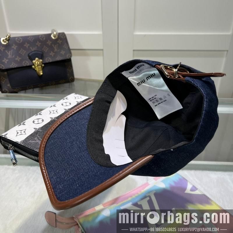 Miumiu Hat dx47