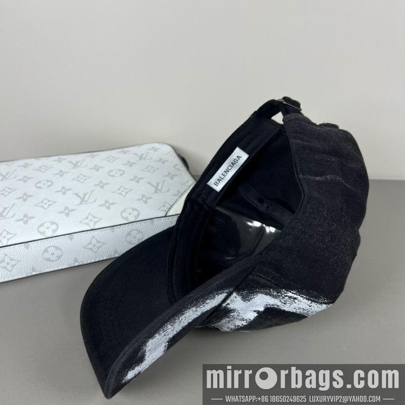 Balenciaga Hat dx34