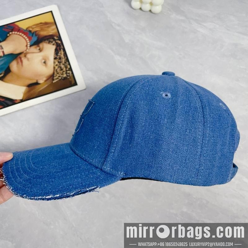 Miumiu Hat dx38