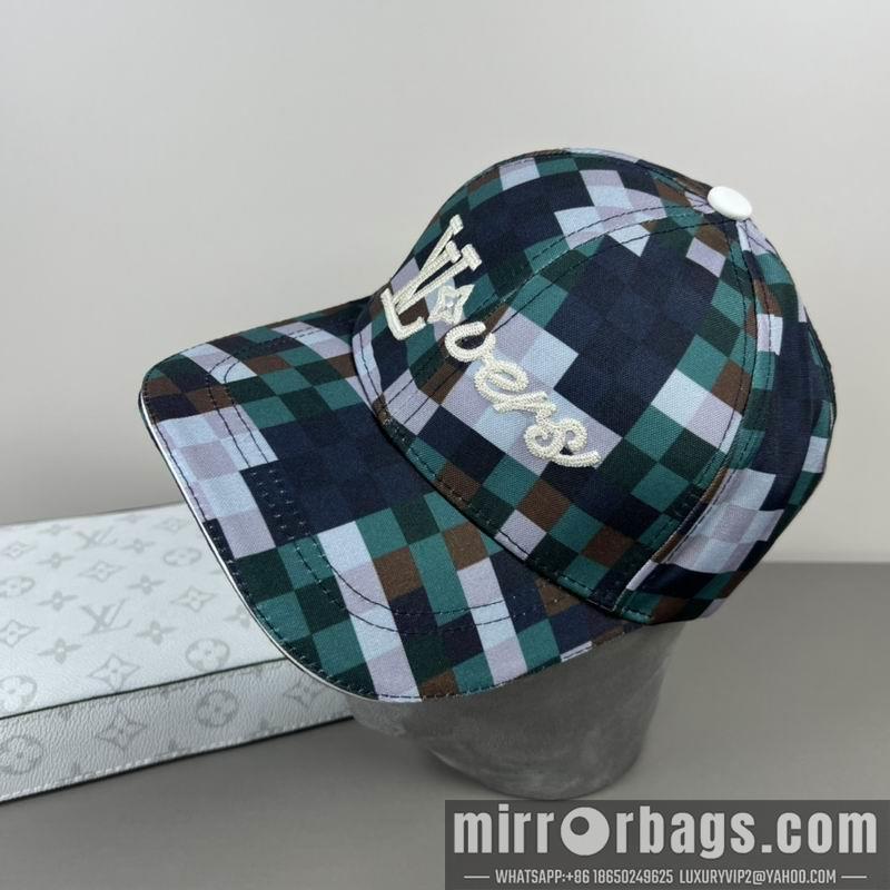 LV Hat dx69