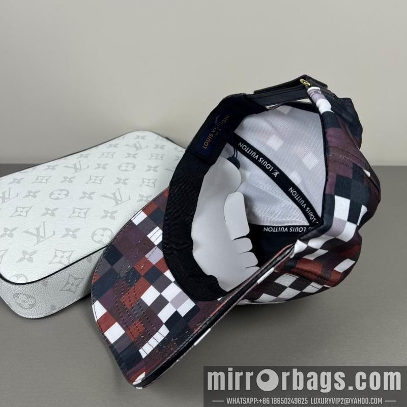 LV Hat dx69