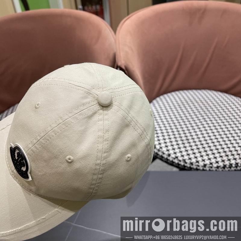 Moncler Hat 041402