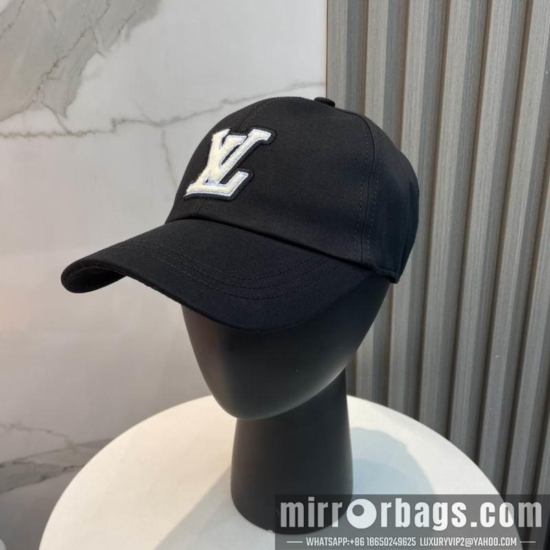 LV Hat dx159