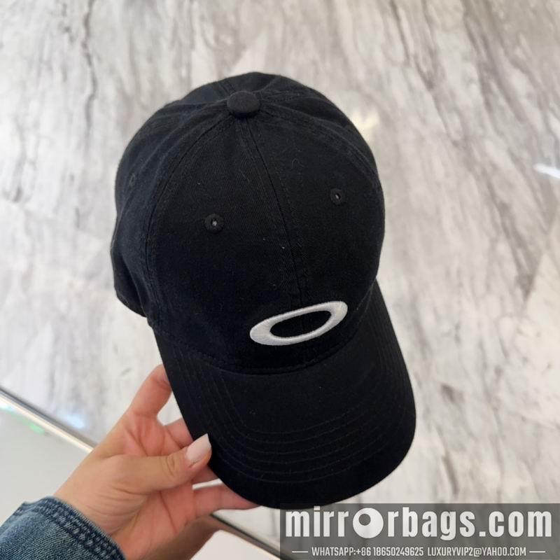 Balenciaga Hat dx51