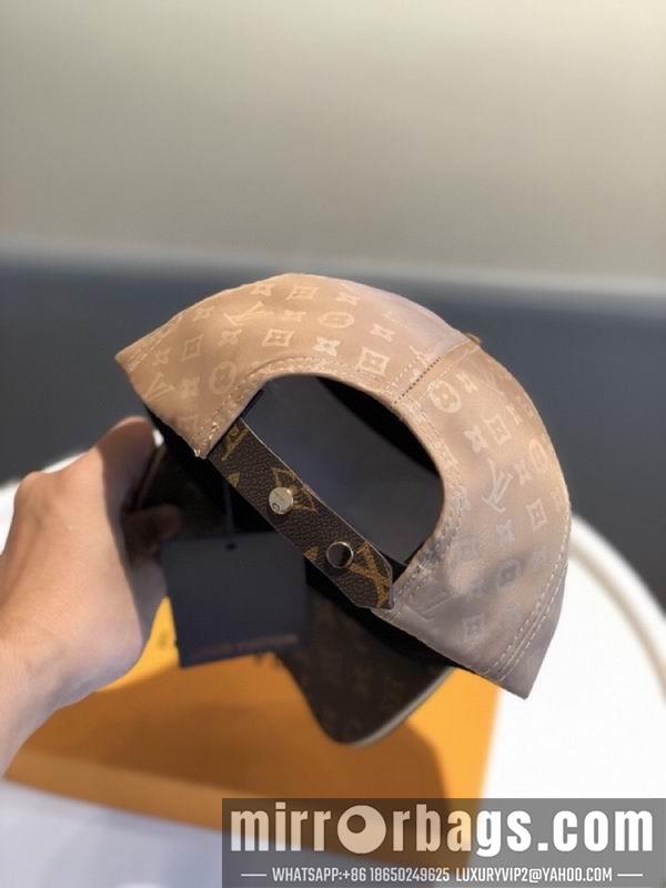 LV Hat 071202
