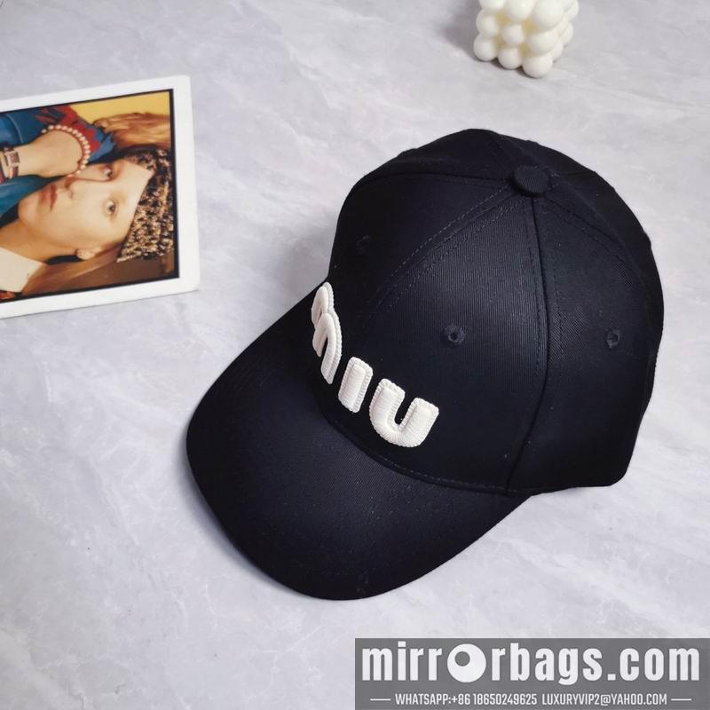 Miumiu Hat dx02