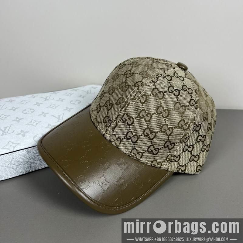Gucci Hat dx30
