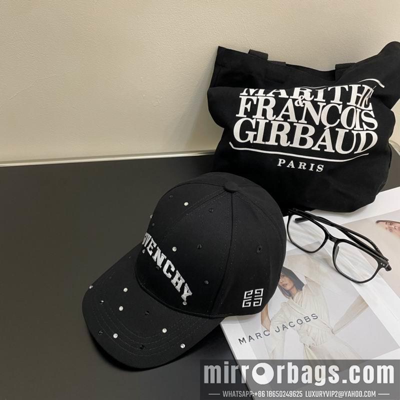 Givenchy Hat dx03